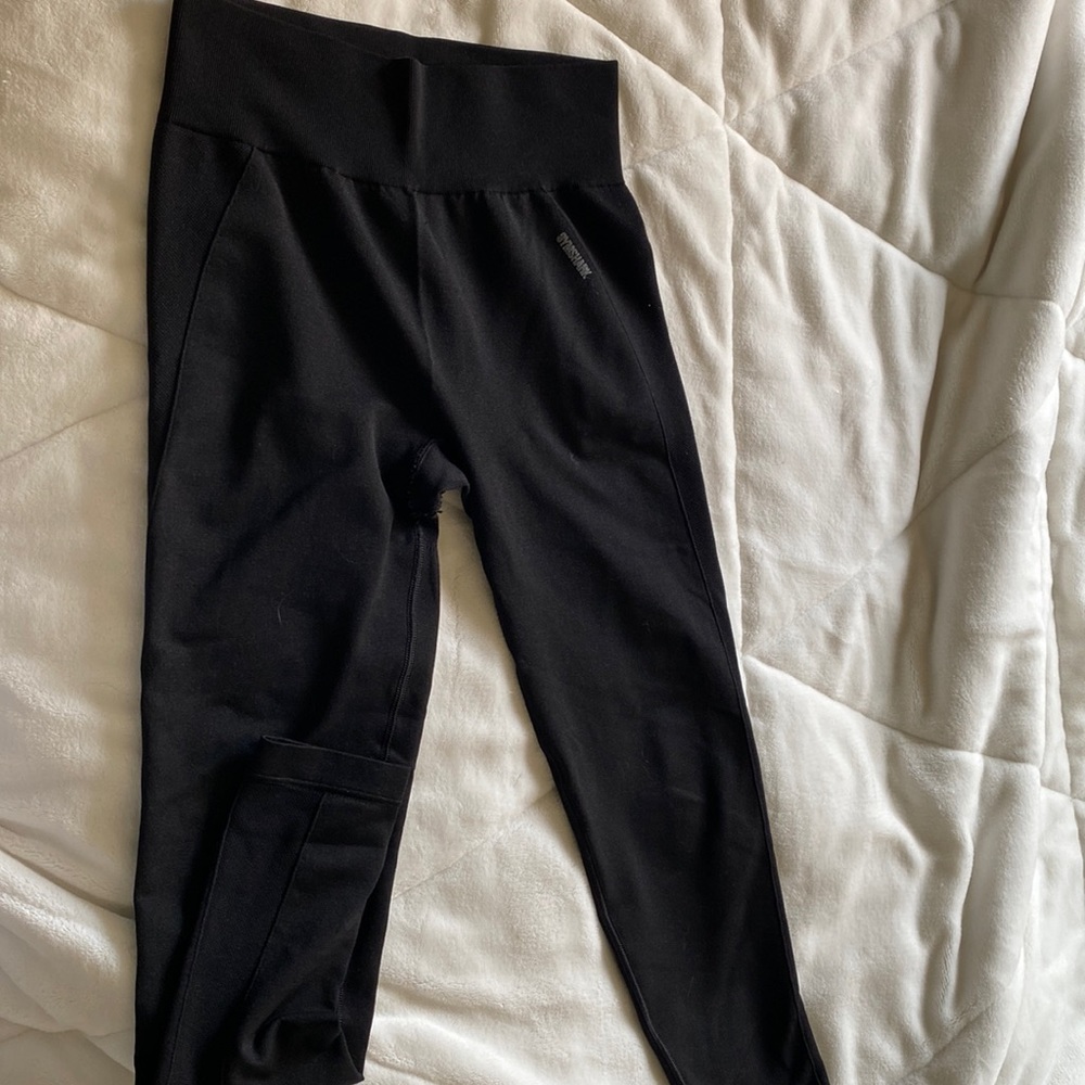 Black Gymshark flex leggings